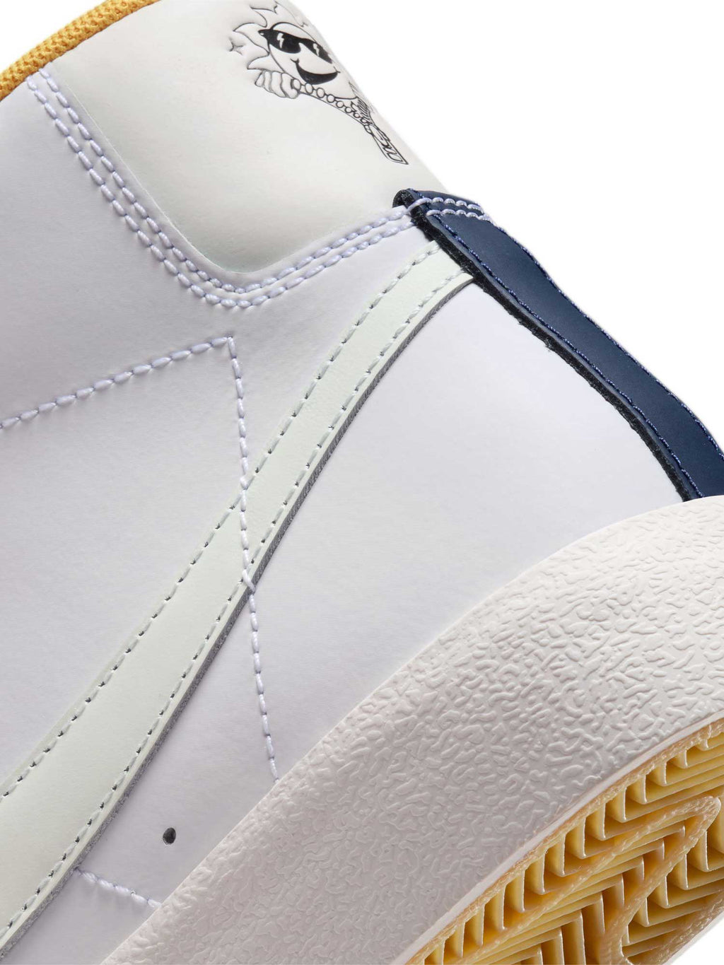 NIKE Обувки BLAZER MID 77 BG