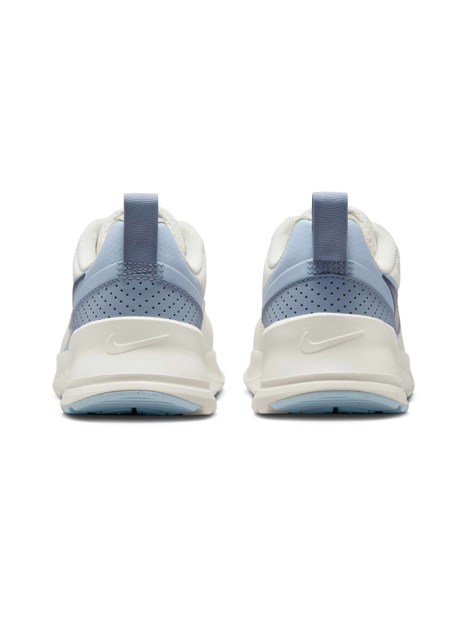 NIKE Обувки W AIR MAX NUAXIS