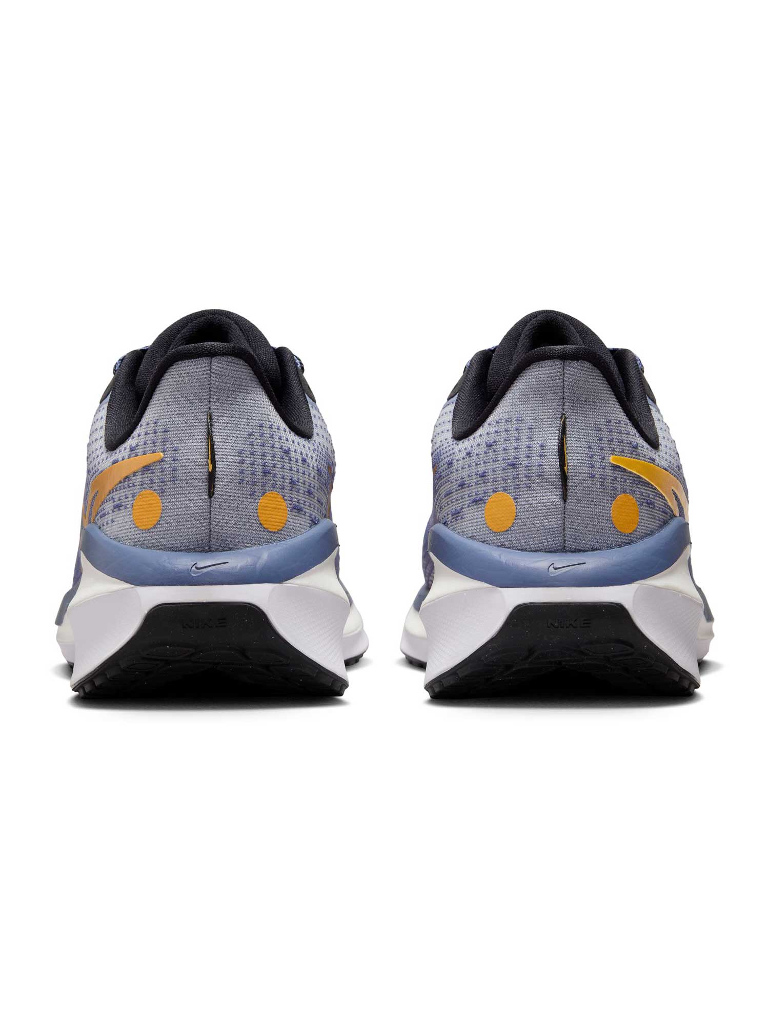 NIKE Обувки W VOMERO 17