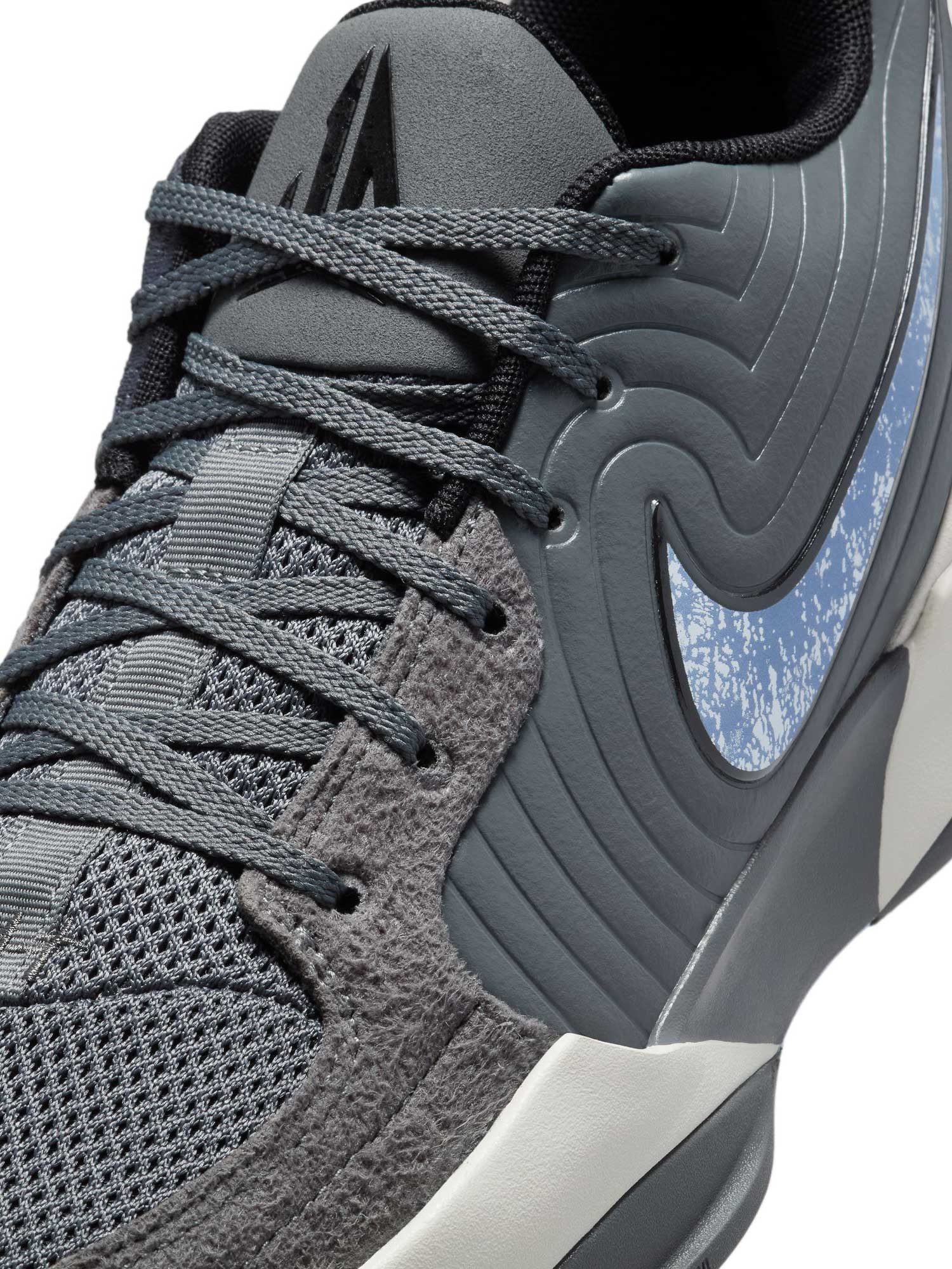 NIKE Обувки JA 2