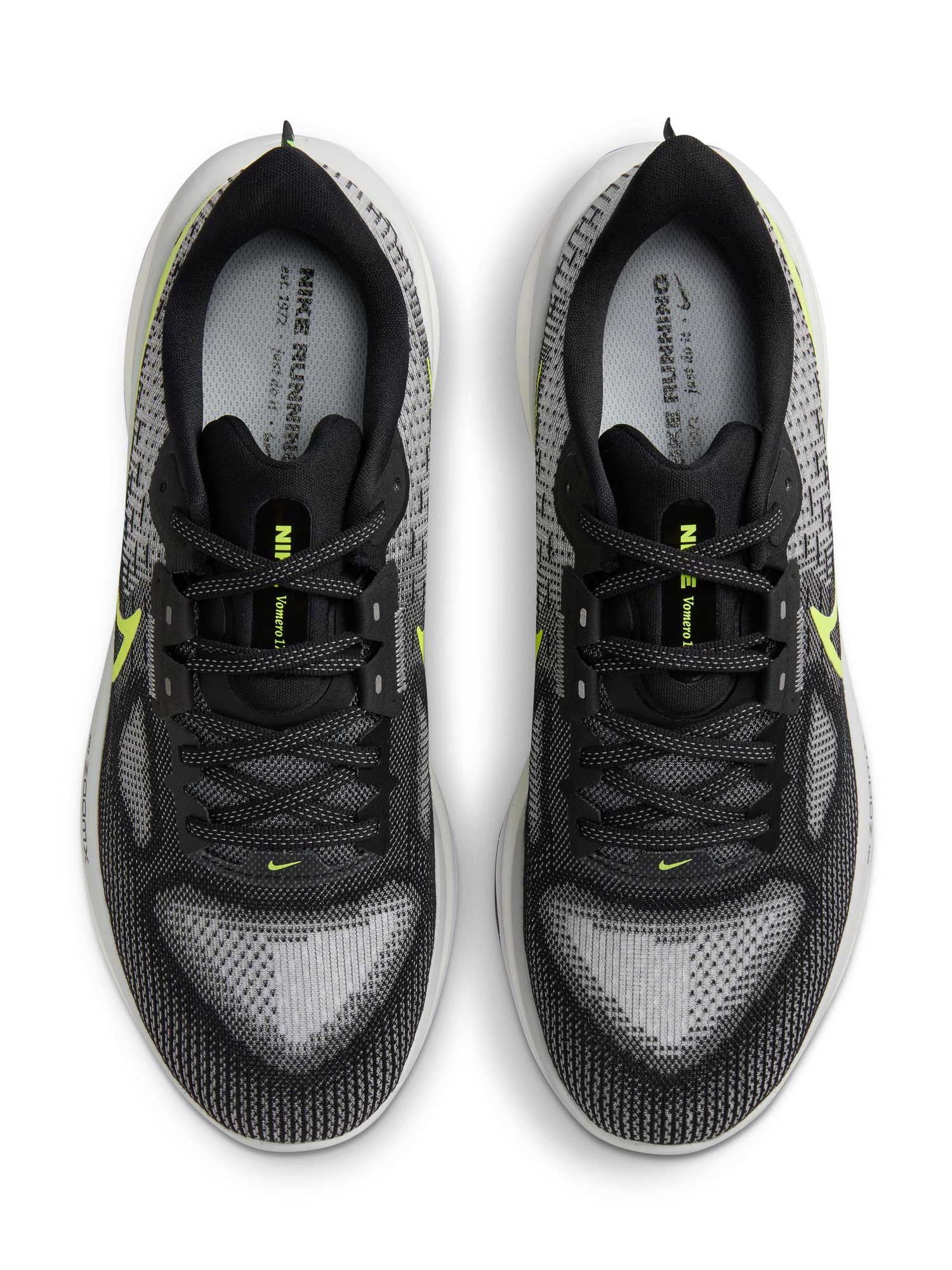 NIKE Обувки VOMERO 17