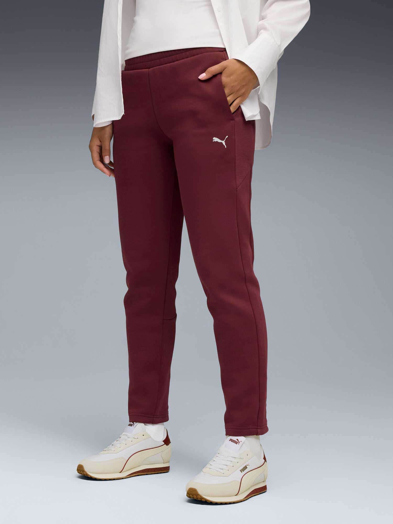 PUMA Спортно долнище EVOSTRIPE Sweatpants DK op
