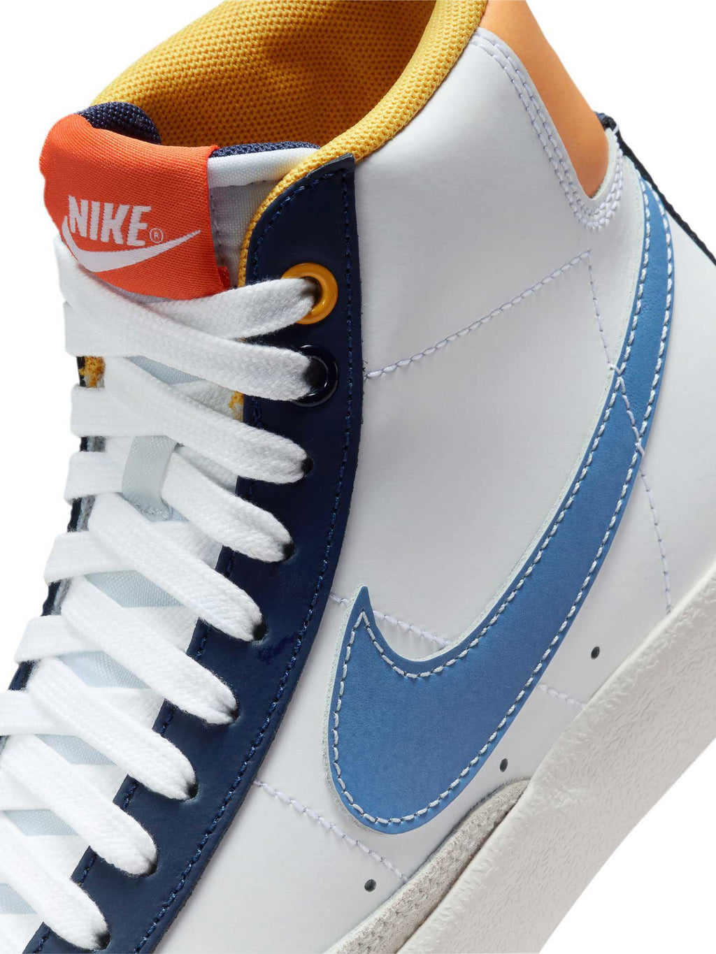 NIKE Обувки BLAZER MID 77 BG