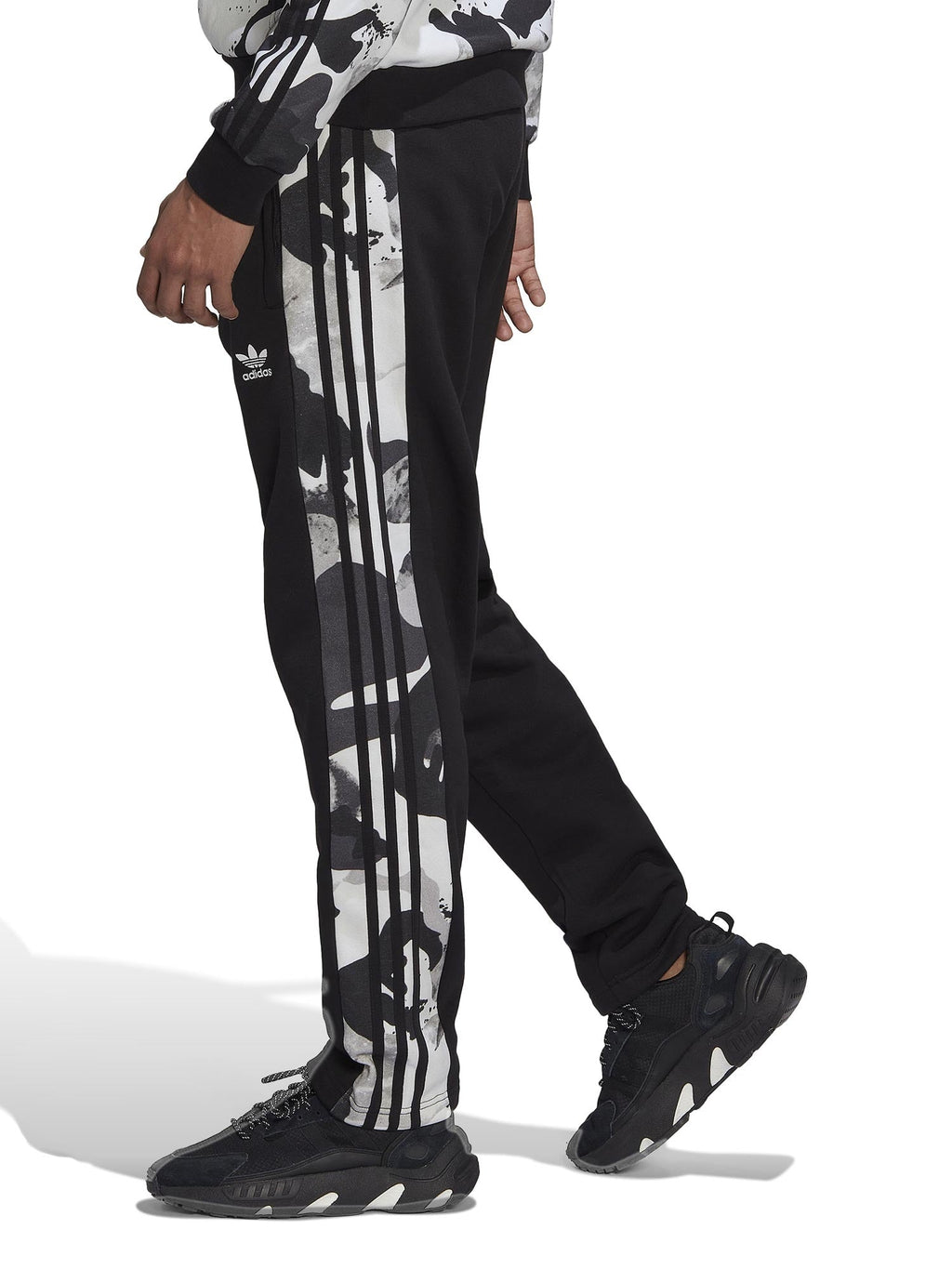 ADIDAS ORIGINALS Спортно долнище Camo Series Sweat