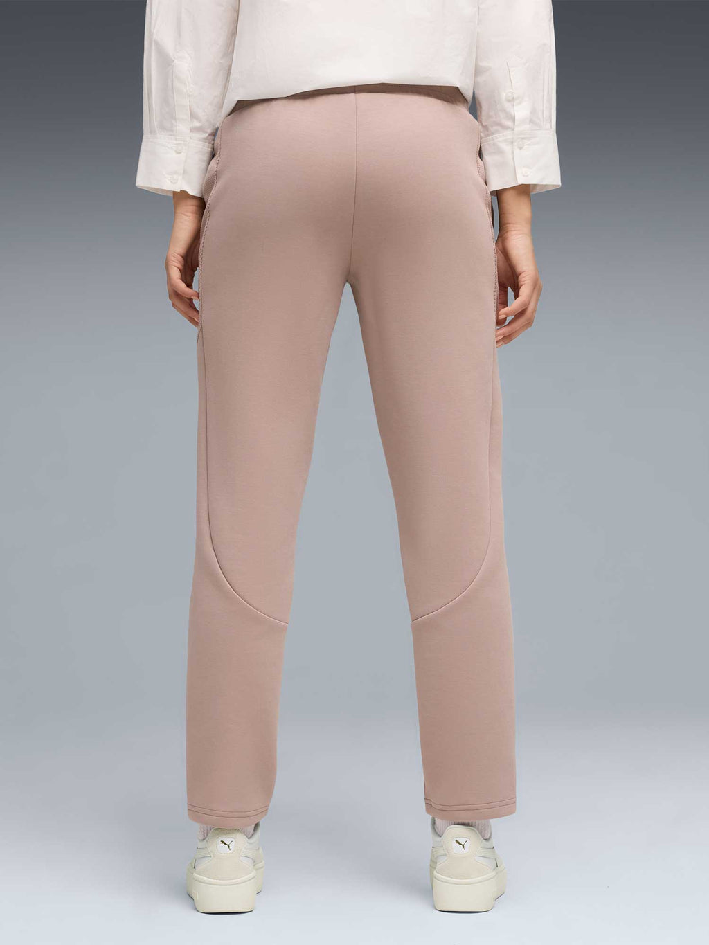 PUMA Спортно долнище EVOSTRIPE Sweatpants DK op