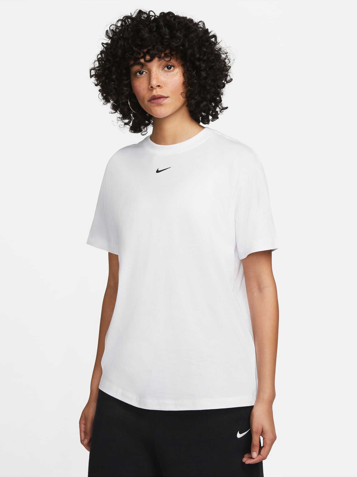 NIKE Тениска W NSW ESSNTL BF LBR